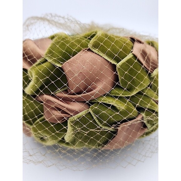 VTG Hat Union Made Olive & Brown Velvet & Satin Shell Hat with Veil Netting main image 12